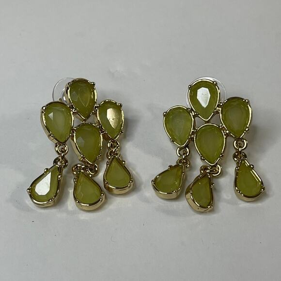 earrings Green crystal in gold tone setting dangle drop fancy contemporary - Picture 1 of 6